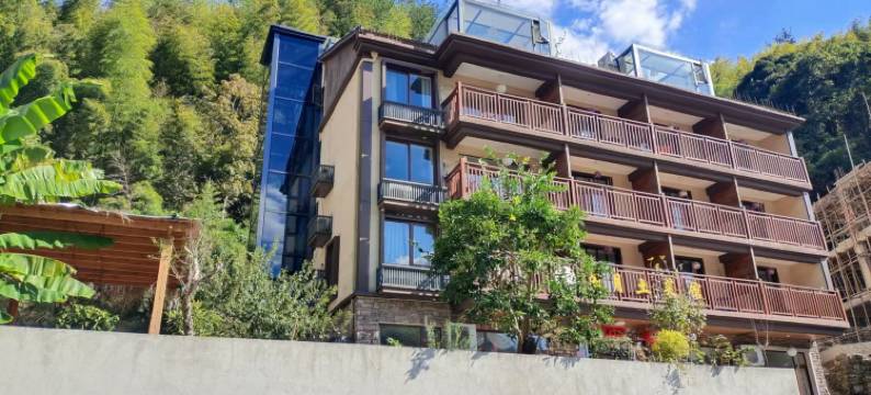 大明山圆月民宿图片