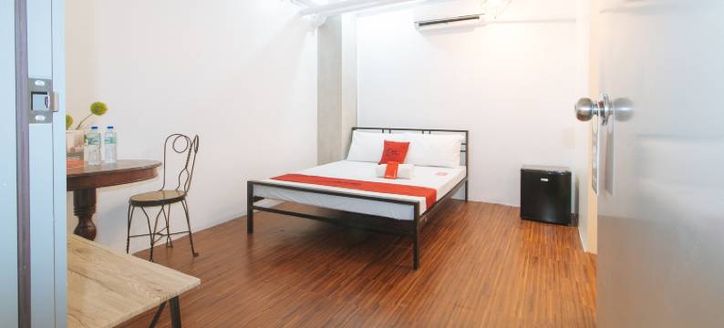 Reddoorz @ 1087 恩里科卡米亚斯广场酒店(RedDoorz @ Enricos Place Kamias)图片