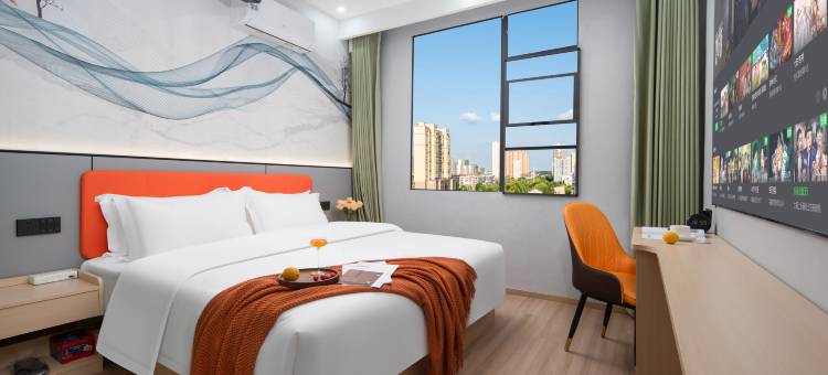 澜斐智能影院酒店(襄阳沃尔玛民发广场泛悦mall店)图片