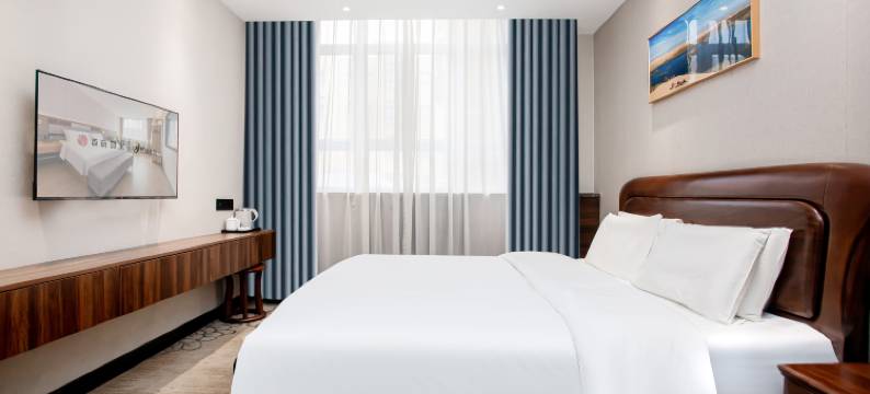 如家云上四季酒店(乌鲁木齐国际大巴扎和田二街店)图片