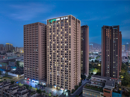 云珠酒店(轻轨明珠站店)