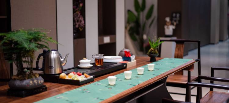 临沧铂悦酒店(玉龙湖公园佤文化广场店)图片