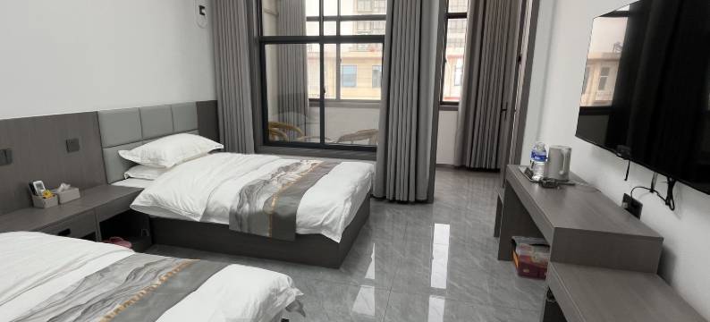 宜家宾馆(方城县图书馆龙泉公园店)图片