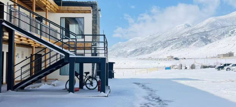 加楚庄园(冷嘎措店)图片