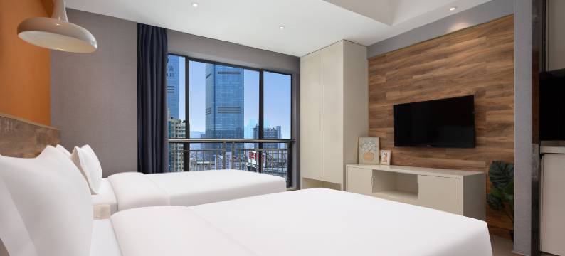 亚丁钻界大酒店(五一广场IFS国金中心店)图片