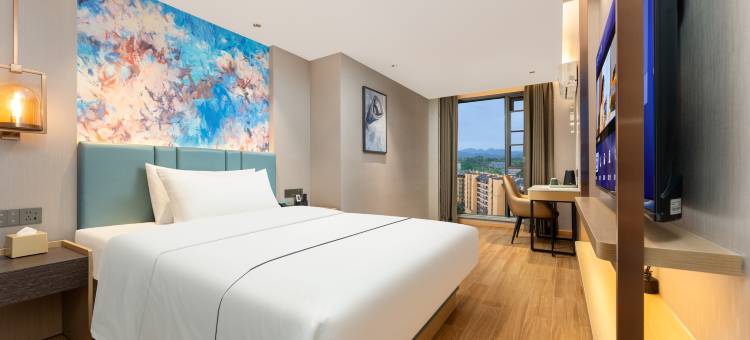 白玉兰酒店(恩施火车站机场店)图片