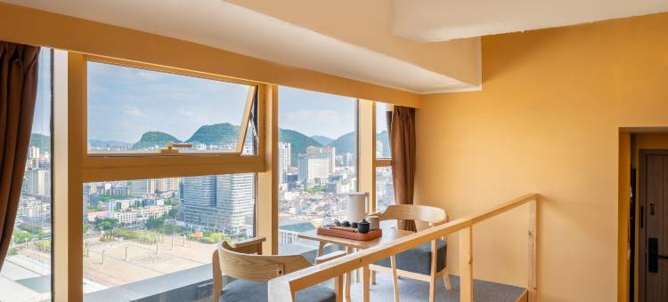 无隐良居酒店(兴义梦乐城店)图片