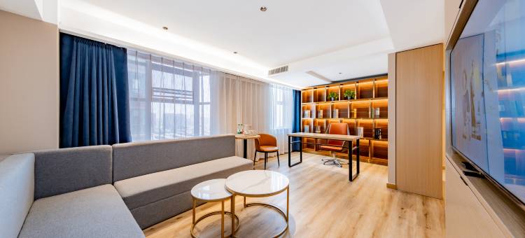 阁雅紫居酒店(摩尔城艺术学院地铁站店)图片