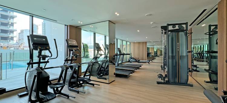 bnbme | JVC 现代单间公寓，带泳池和城市景观(bnbme | Modern Studio in JVC w/ Pool & City View)图片