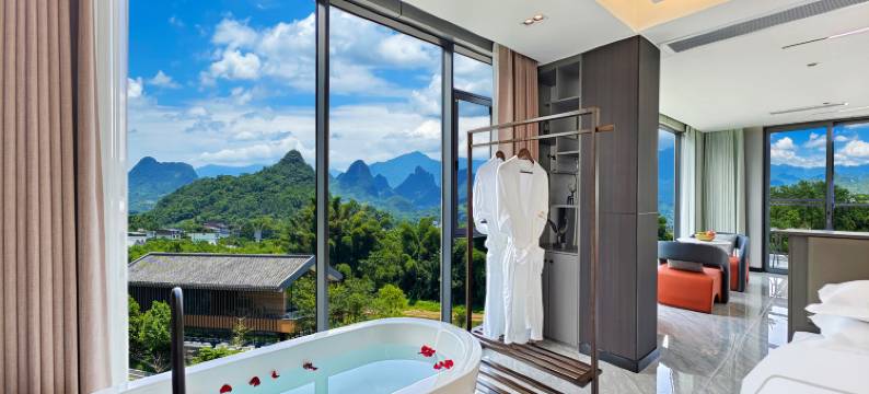 阳朔古榕菲丽利民宿(20元人民币背景兴坪古镇店)图片