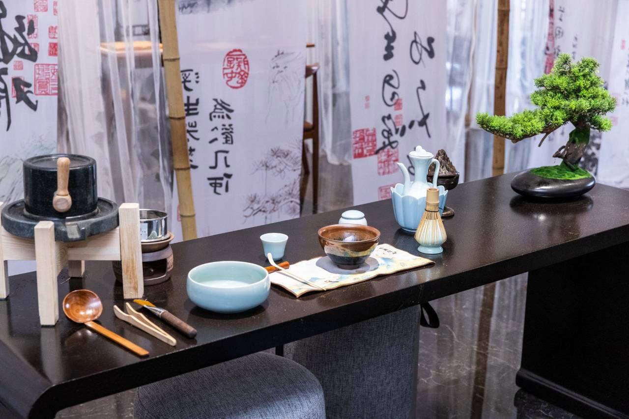 昆山花桥套房假日酒店图片