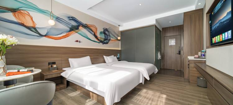 云端酒店(新蔡喜盈门悦享城店)图片