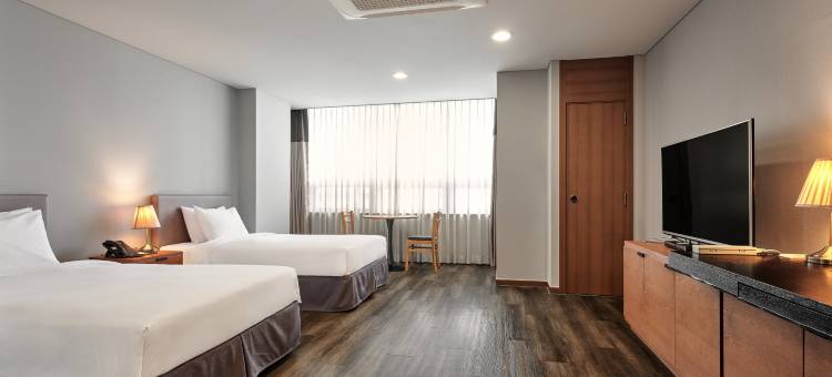 首尔南大门华美达套房酒店(Ramada Hotel & Suites by Wyndham Seoul Namdaemun)图片