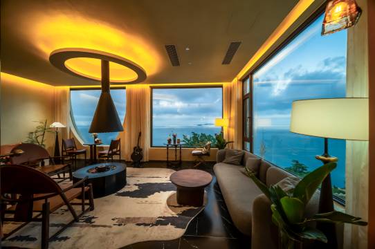雅颂·见闻观海设计美宿(青岛崂山风景区店)