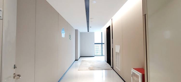 泊宸公寓(江门站店)图片