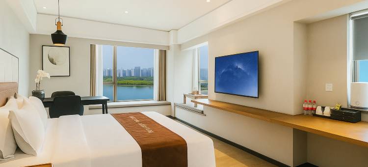 洛禾・云舍|一线河景Designer奢品酒店(珠江路美食广场万达店)图片