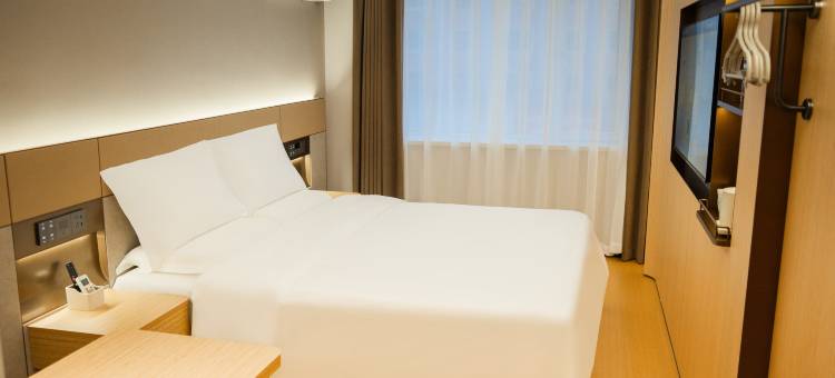 睿柏云酒店(通化集贸中心店)图片