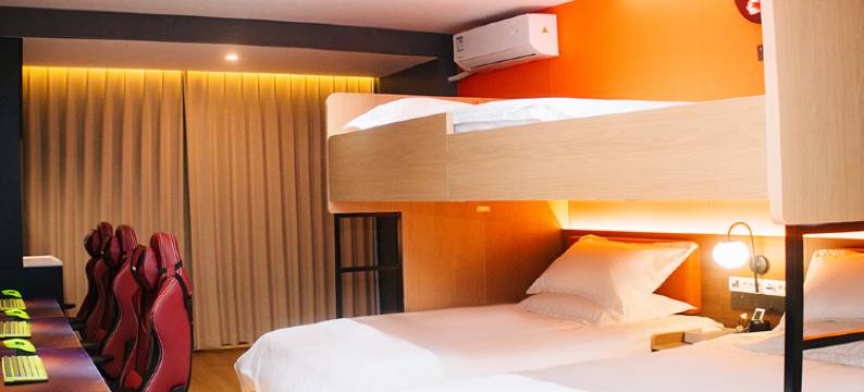 YouU悠游电竞酒店(临汾隰县鼓楼街店)图片