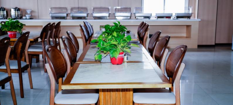 归悦HOME•设计师酒店(淮南站商贸文化广场店)图片