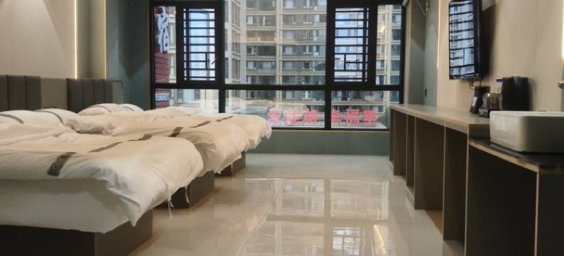 云逸民宿(爱莲湖公园店)图片