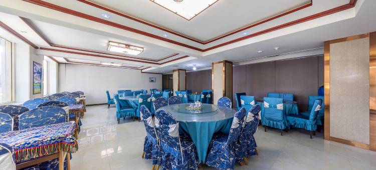 途窝假日酒店(青海湖二郎剑景区店)图片