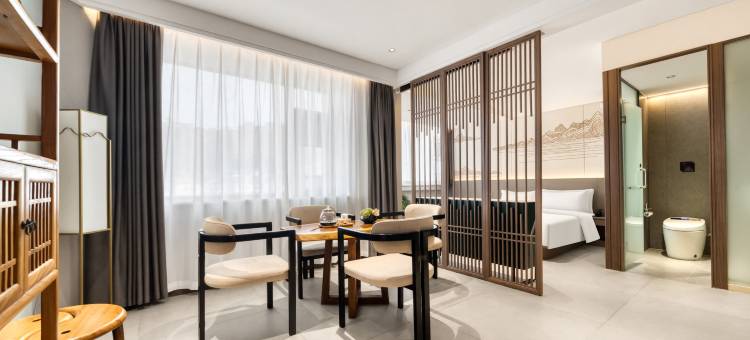 艺龙瑞云酒店(阜阳师范大学商厦时代广场店)图片