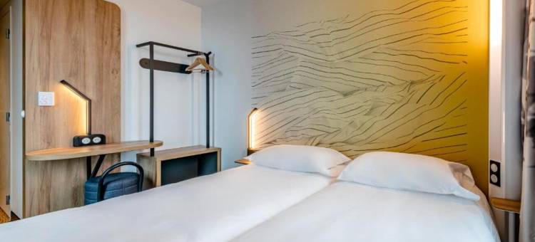 B&B黑木酒店朗代诺(B&B Hotel Landerneau Bois Noir)图片