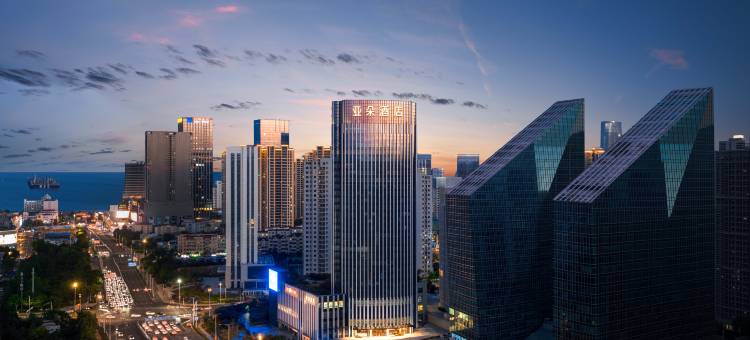 青岛石老人海水浴场海尔路亚朵酒店图片