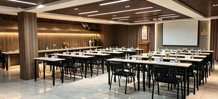 星程酒店(阜新解放广场店)图片