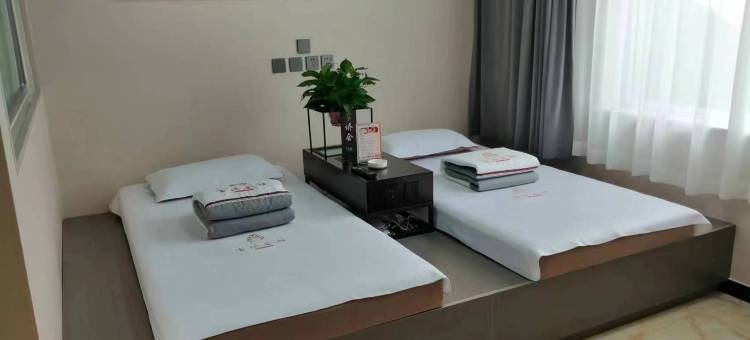 华驿酒店(武强迎宾西街百隆购物广场店)图片