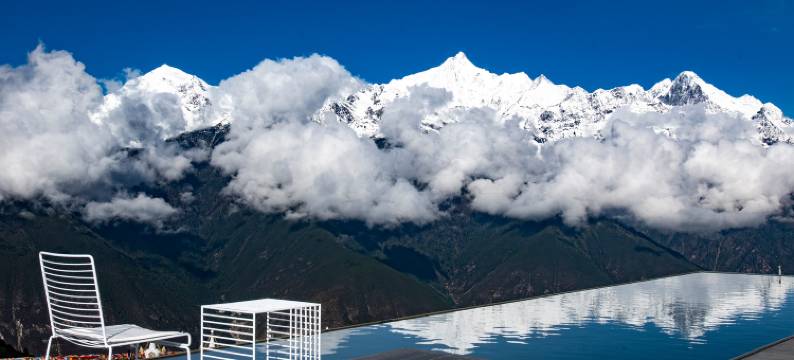德钦飞来寺梅里往事酒店图片