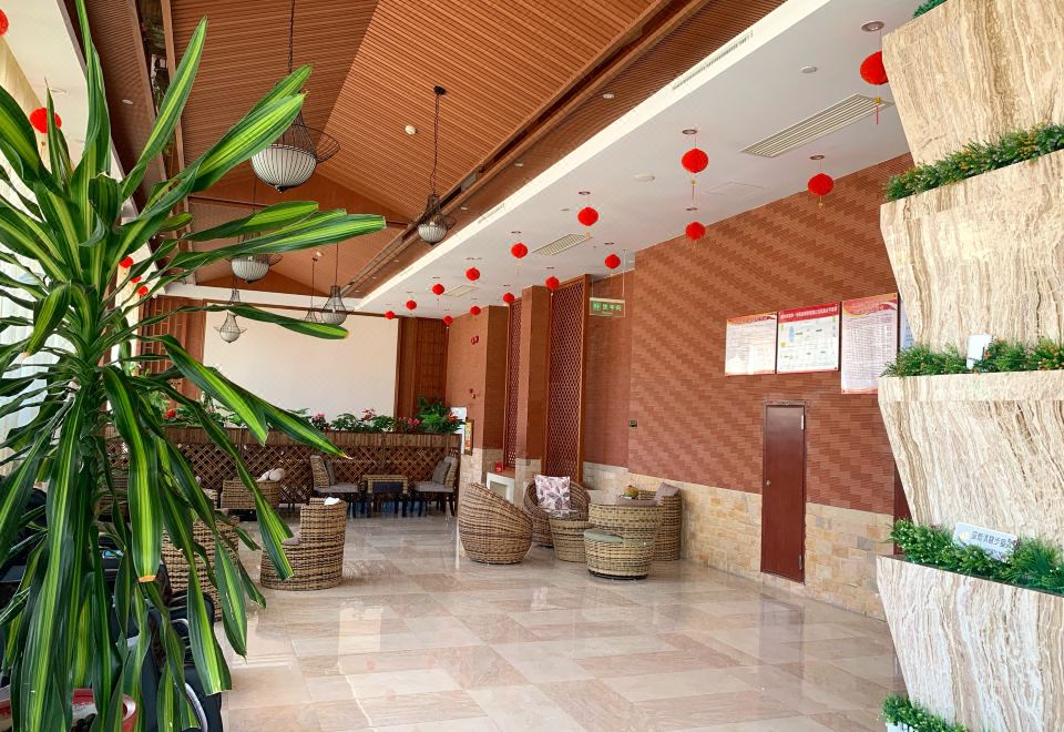  Hotel Overview