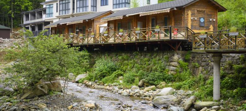 狮石温泉居图片