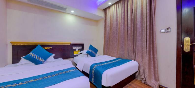 景洪楠木啰娜酒店图片