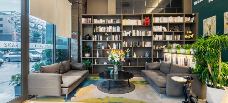 云雅酒店(深圳大浪商业中心元芬地铁站店)图片