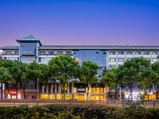 万斐·新空间酒店(扬州瘦西湖东关街店)