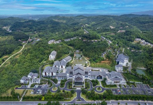 Lu'an Lingxin Valley Hot Spring Resort Over view