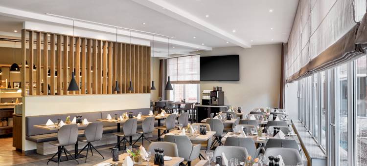 科隆-许尔特 H+酒店(H+ Hotel Koeln-Huerth)图片