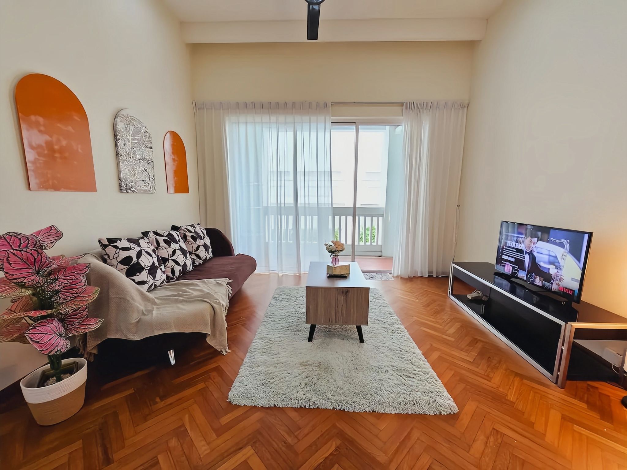 Straits Quay Marina Suites Penang Over view