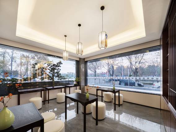 陌上轻居酒店(濮阳中心广场人民路店)图片