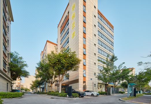 华悦云顶酒店（厦门北站店）外景图