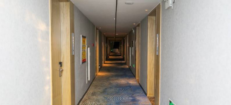 众仁云居酒店图片