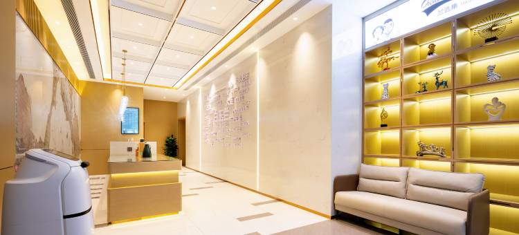 白玉兰酒店(大连人民广场东关街店)图片