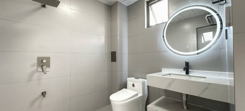 玉龙蓝天酒店(丽江高铁站店)图片