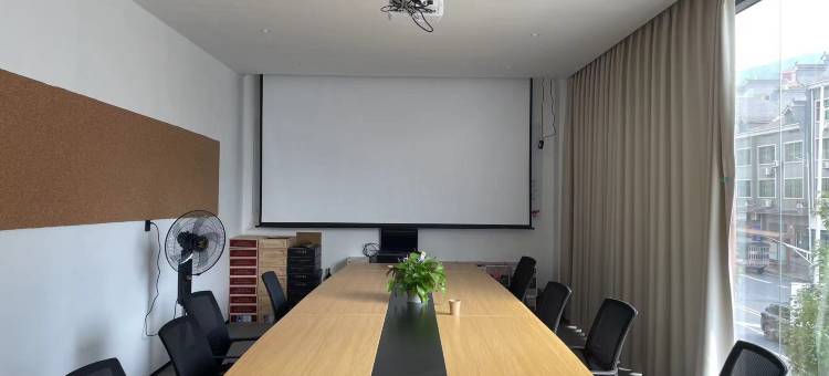 东江湖秀流青年民宿图片
