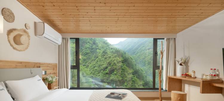 雲隐山野·听溪Viewing山林溯溪漂流避暑民宿(安吉浙北大峡谷店)图片