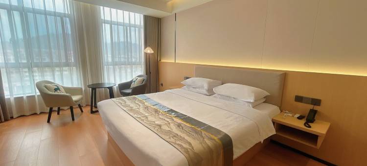 如家派柏云酒店(开化根博园汽车南站店)图片