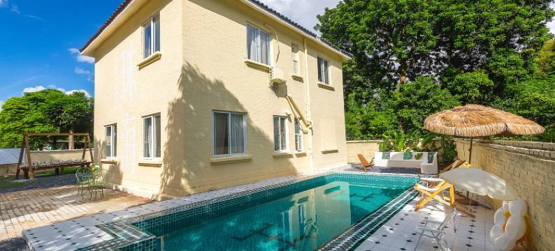 舒妞的别墅小院图片