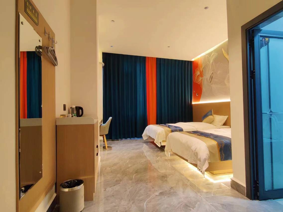 梵筑栖舍智能酒店(芒市店)