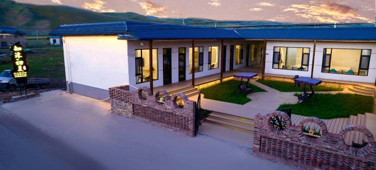 如沐初夏民宿(花海那拉提店)图片